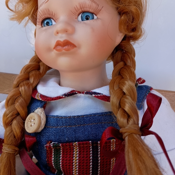 Ashley Belle Collection Porcelain dolls Andrew and Ramona - Picture 14 of 16